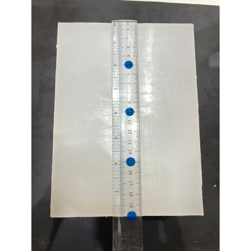 Thớt Nhựa Trắng PP dày 2cm dùng để kê đục làm đồ da, đồ thủ công, đồ bế da, kê chặt giày - Ảnh 5