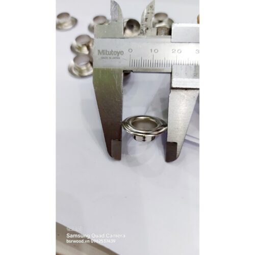 Alternative view of Khoen bạt khoen ore 10mm Chân cao 7mm Khuy mắt cáo đóng bạt 10ly Bằng sắt Màu bạc Bịch 100 khoen + 100 long đền