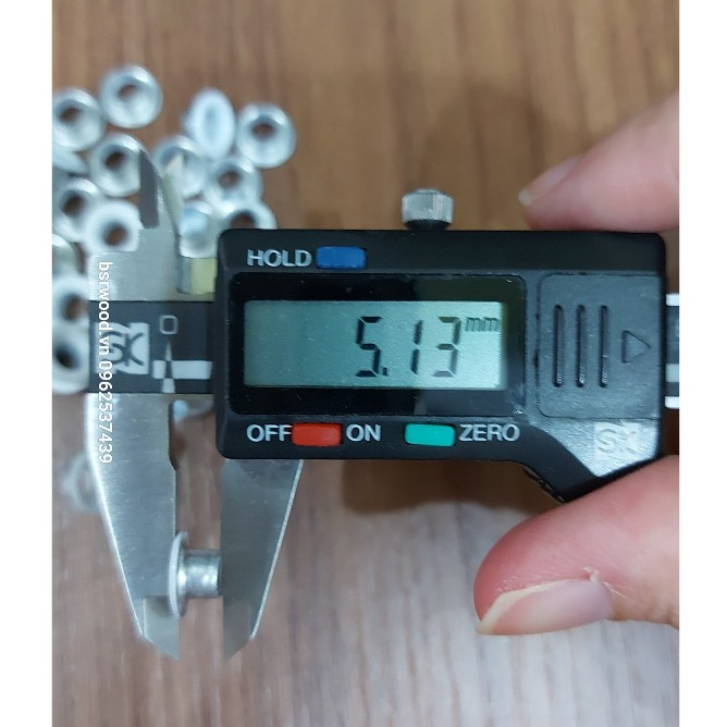 Khoen ore mắt cáo 4mm,5mm,6mm Khuy bấm giày xỏ lỗ dây dù giày thể thao Bằng Nhôm Sơn Trắng Túi 100 cái Có long đền - Ảnh 3