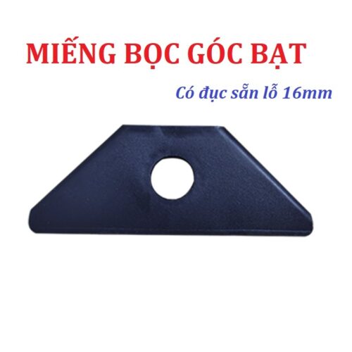 Alternative view of Miếng bọc góc bạt Hình tam giác Bằng nhựa HDPE Có đục sẵn lỗ 16mm