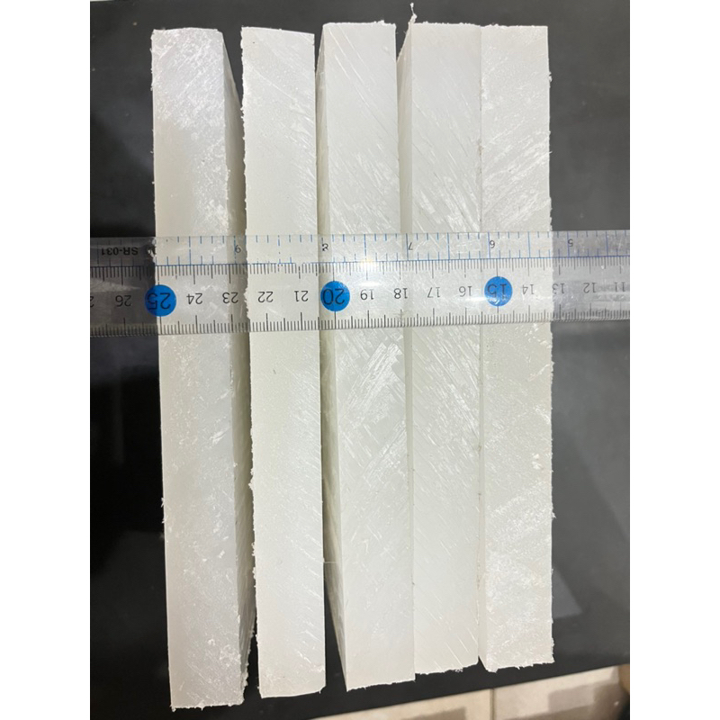 Thớt Nhựa Trắng PP dày 2cm dùng để kê đục làm đồ da, đồ thủ công, đồ bế da, kê chặt giày - Ảnh 6
