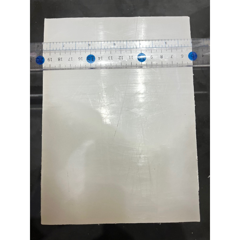 Thớt Nhựa Trắng PP dày 2cm dùng để kê đục làm đồ da, đồ thủ công, đồ bế da, kê chặt giày - Ảnh 4